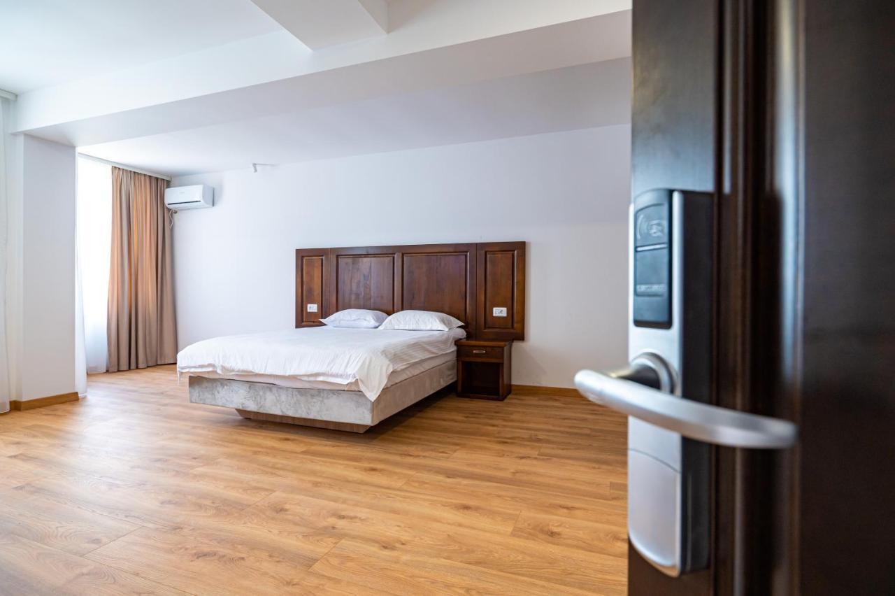 Hotel Voyager Năvodari Exteriér fotografie