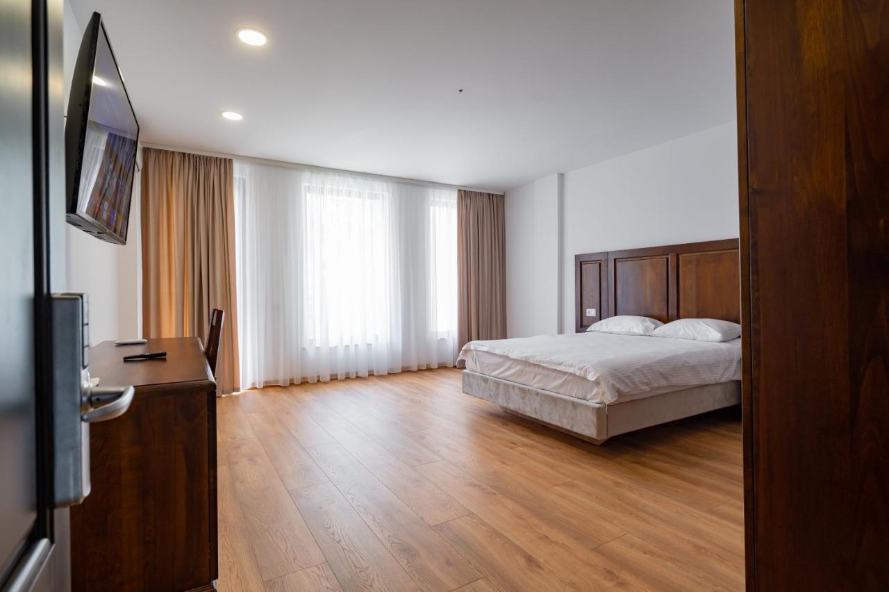 Hotel Voyager Năvodari Exteriér fotografie